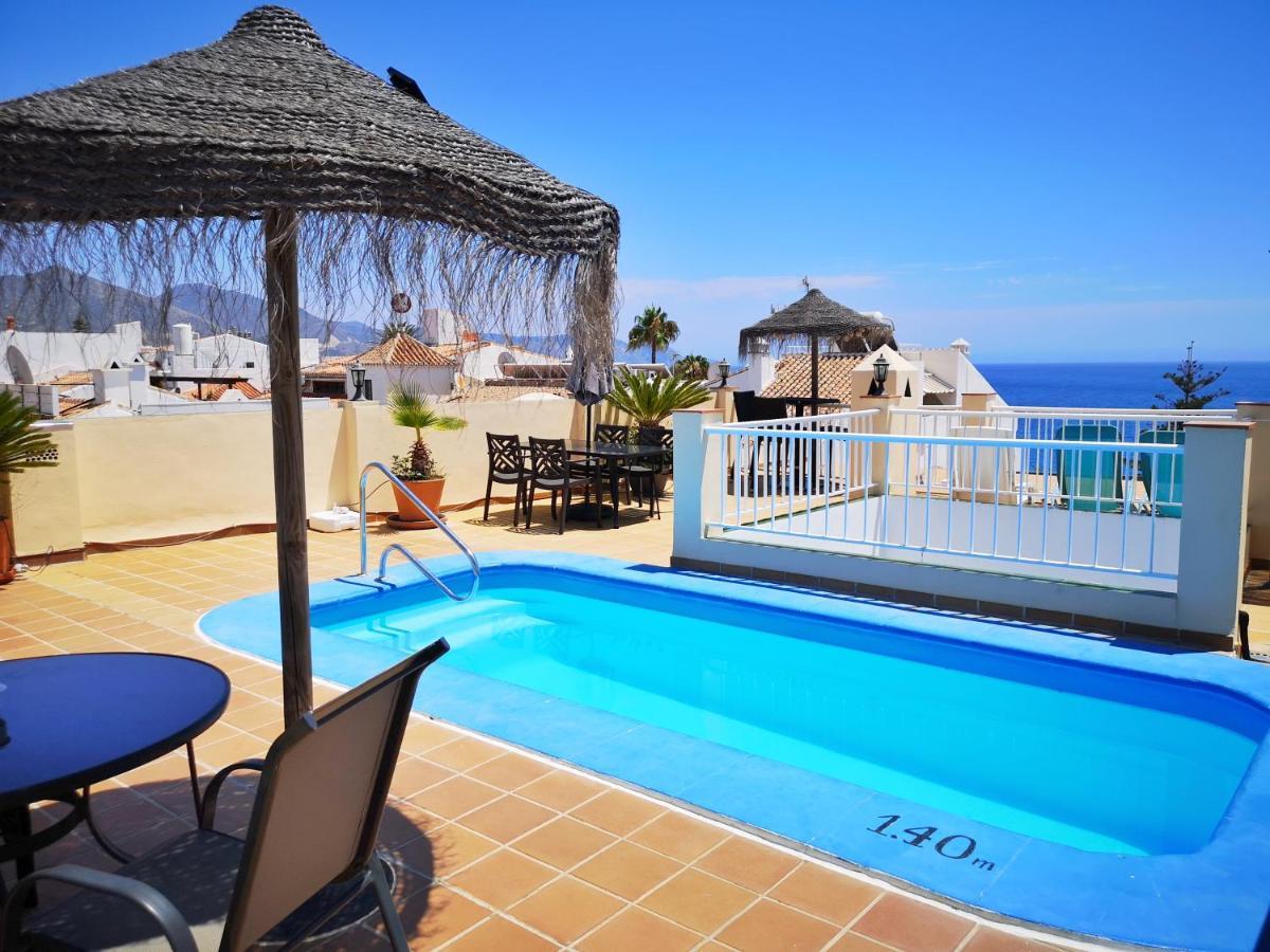 Villa Carabeo Playa Nerja Exterior photo